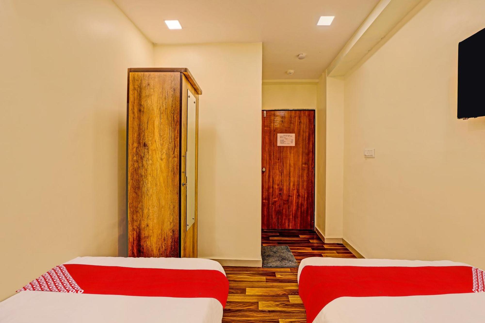 Hotel O Alexa Ahmedabad Eksteriør billede